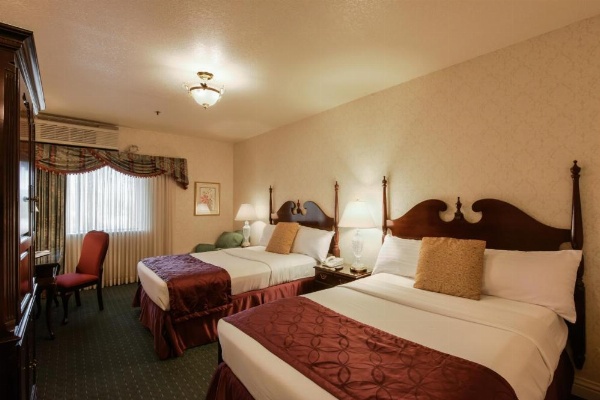 Carlyle Hotel image 11