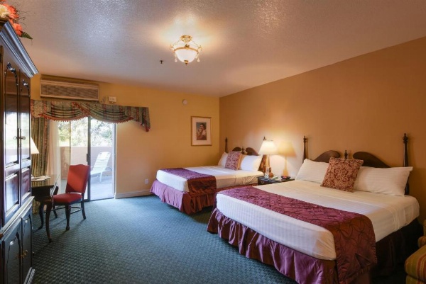 Carlyle Hotel image 14